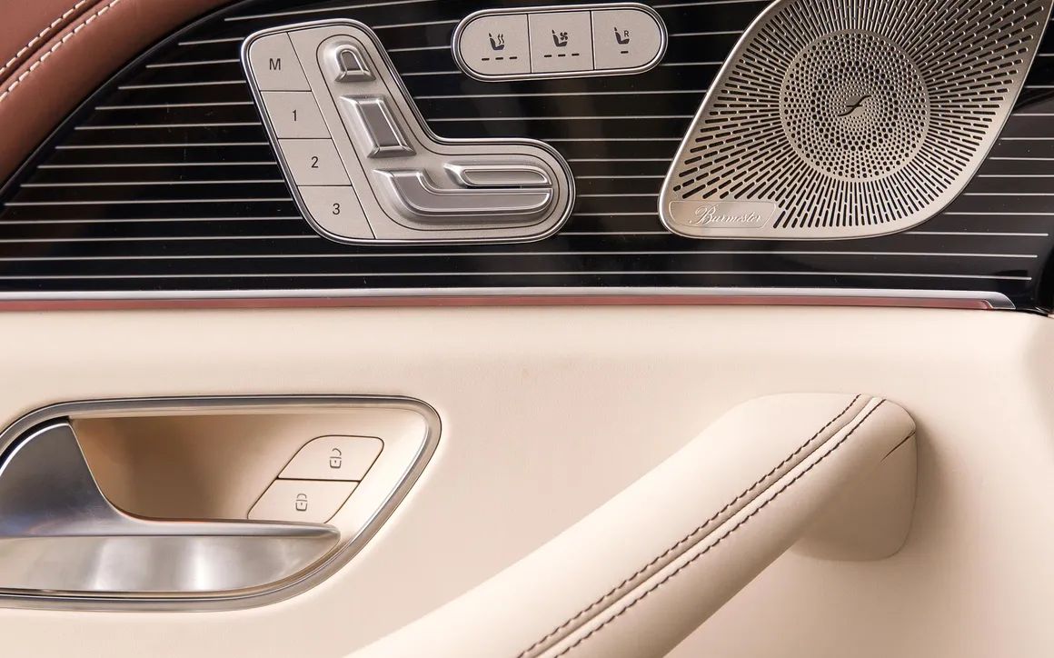 Mercedes GLS600 maybach - image 22
