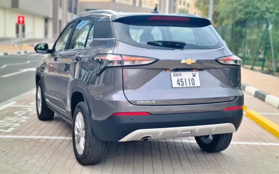 CHEVROLET GROOVE - image 2