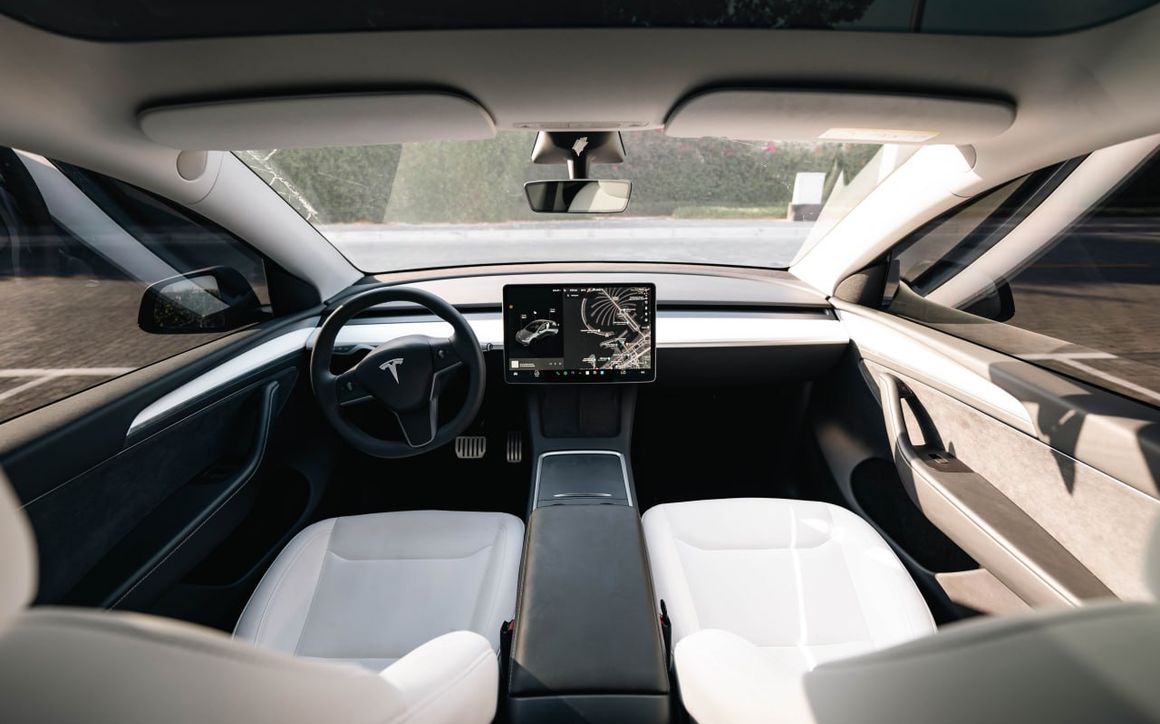 Tesla Model Y  Performance - image 7
