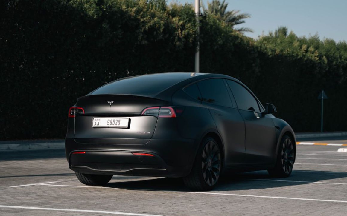 Tesla Model Y  Performance - image 6