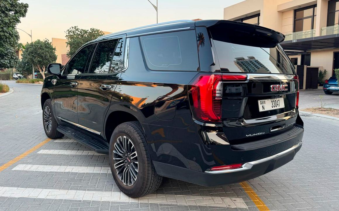 GMC YUKON - image 4