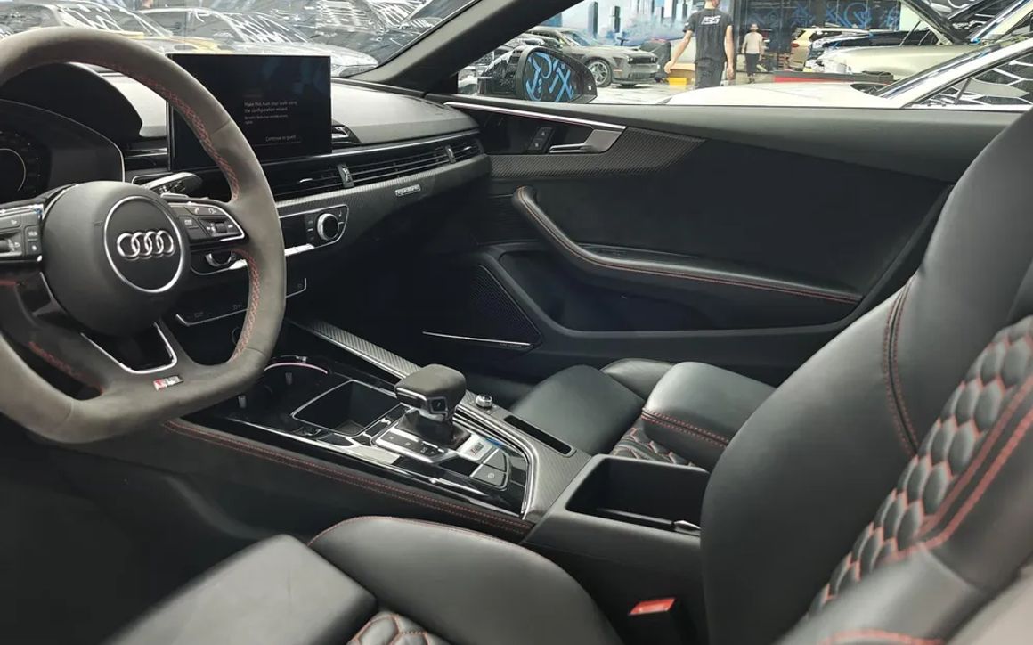 AUDI RS5 - image 7
