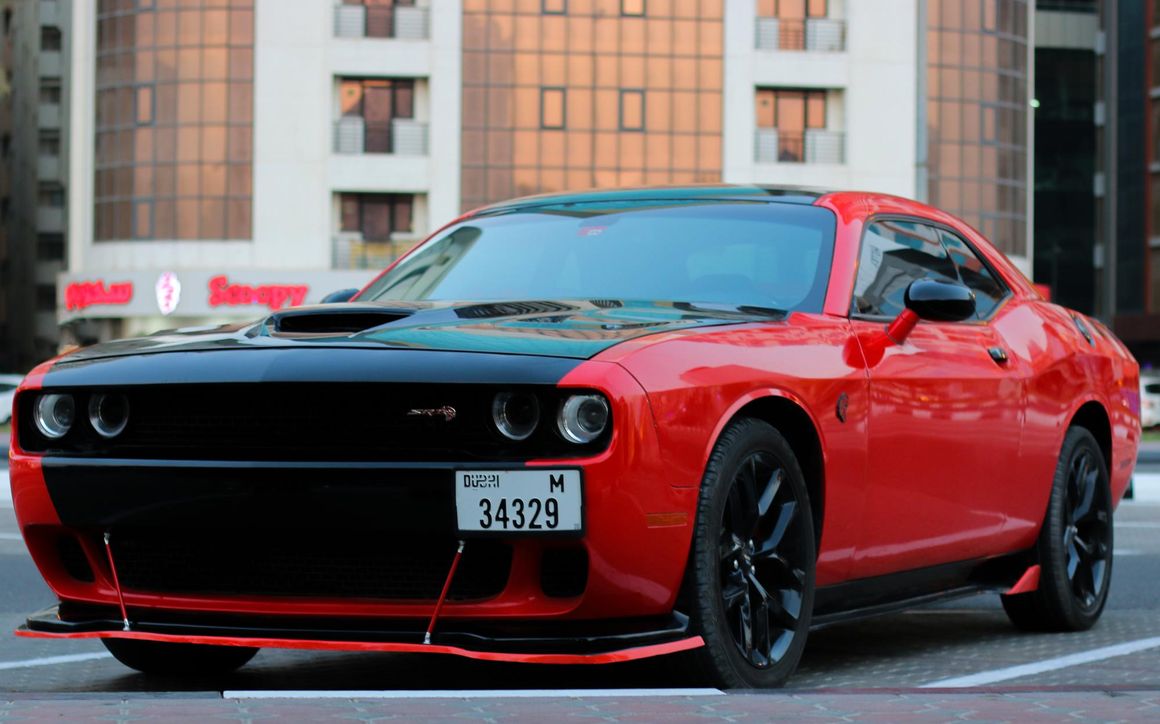 DODGE CHALLENGER - image 1