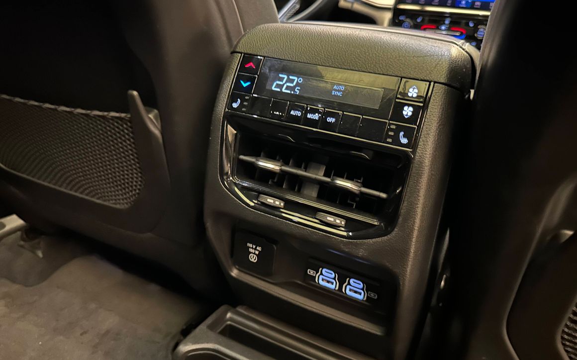 Jeep Cherokee - image 15