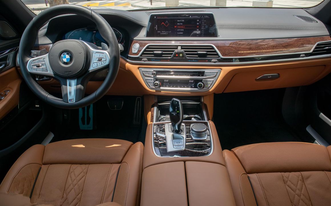 BMW 730 - image 5