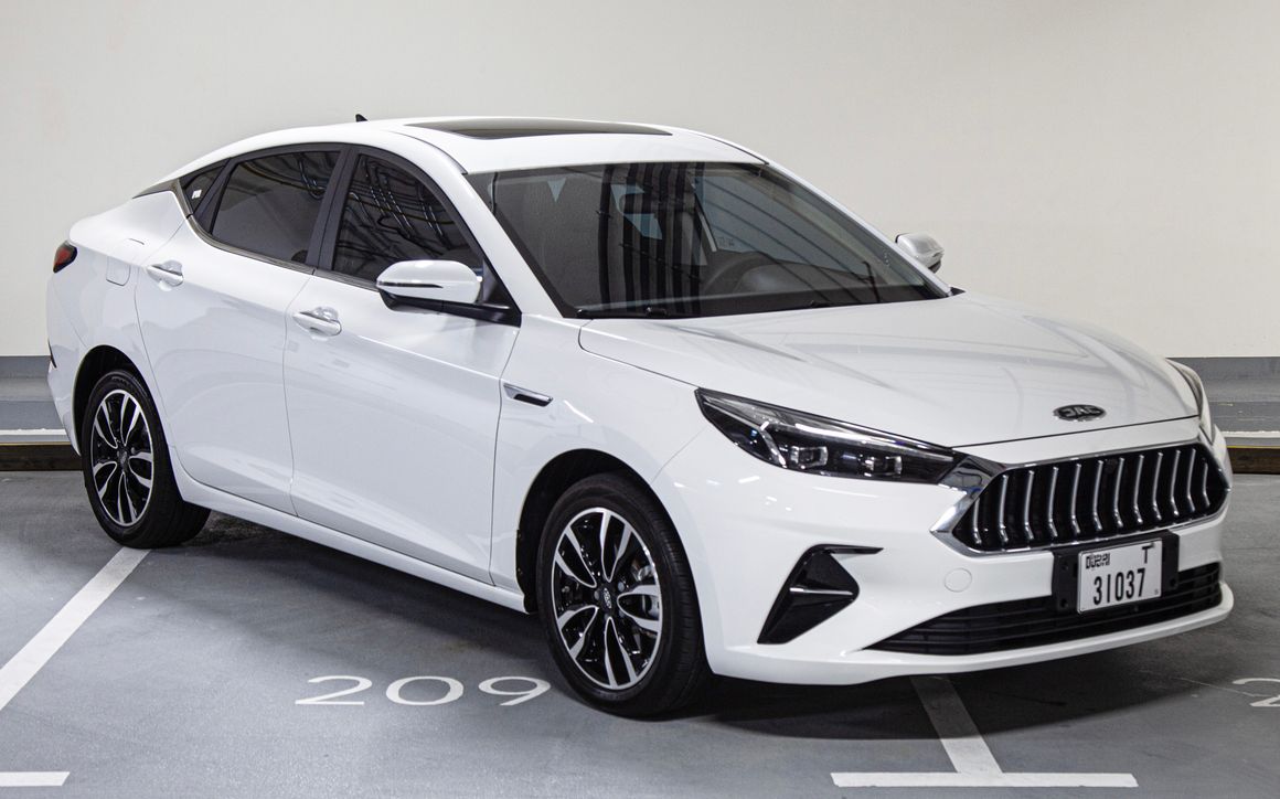 JAC J7 - image 1