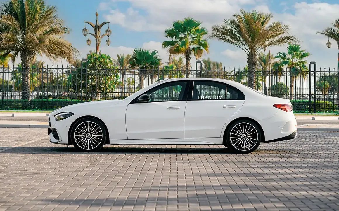 MERCEDES C200 - image 2