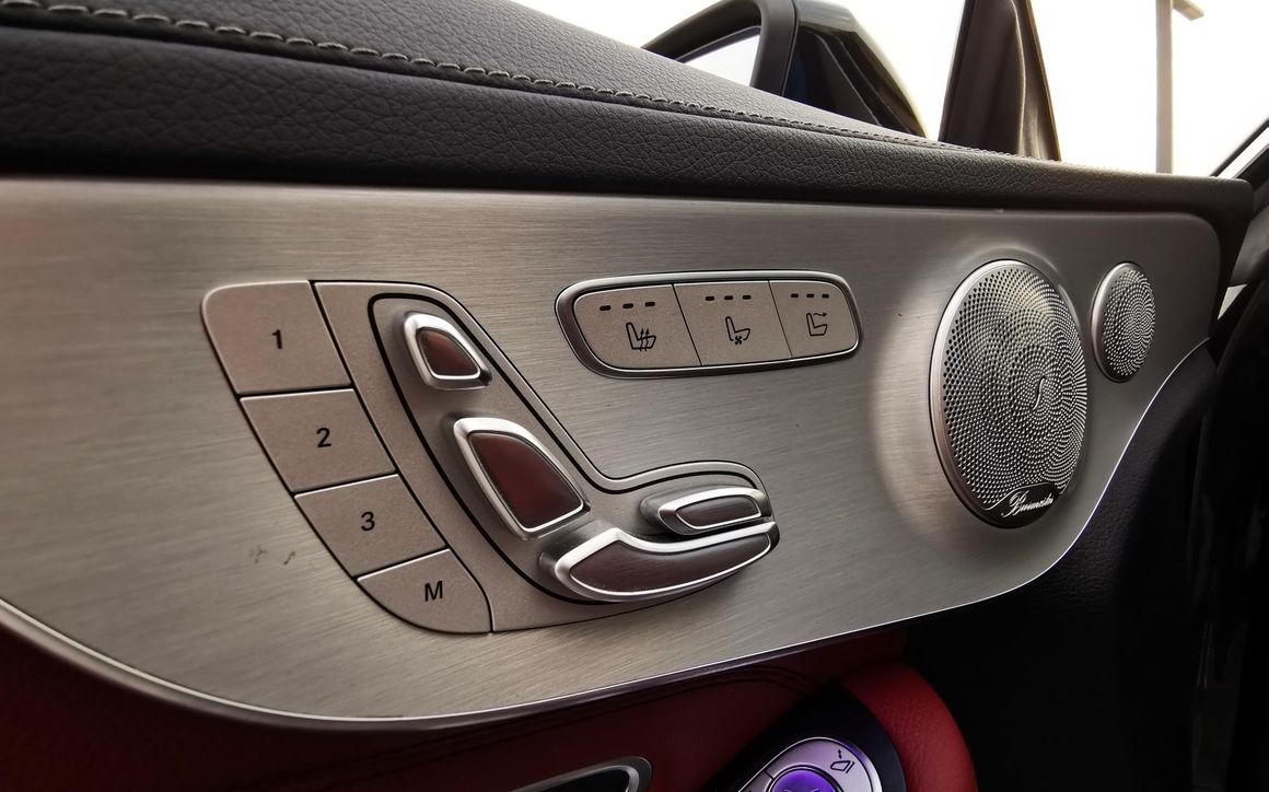 MERCEDES C43 AMG - image 14