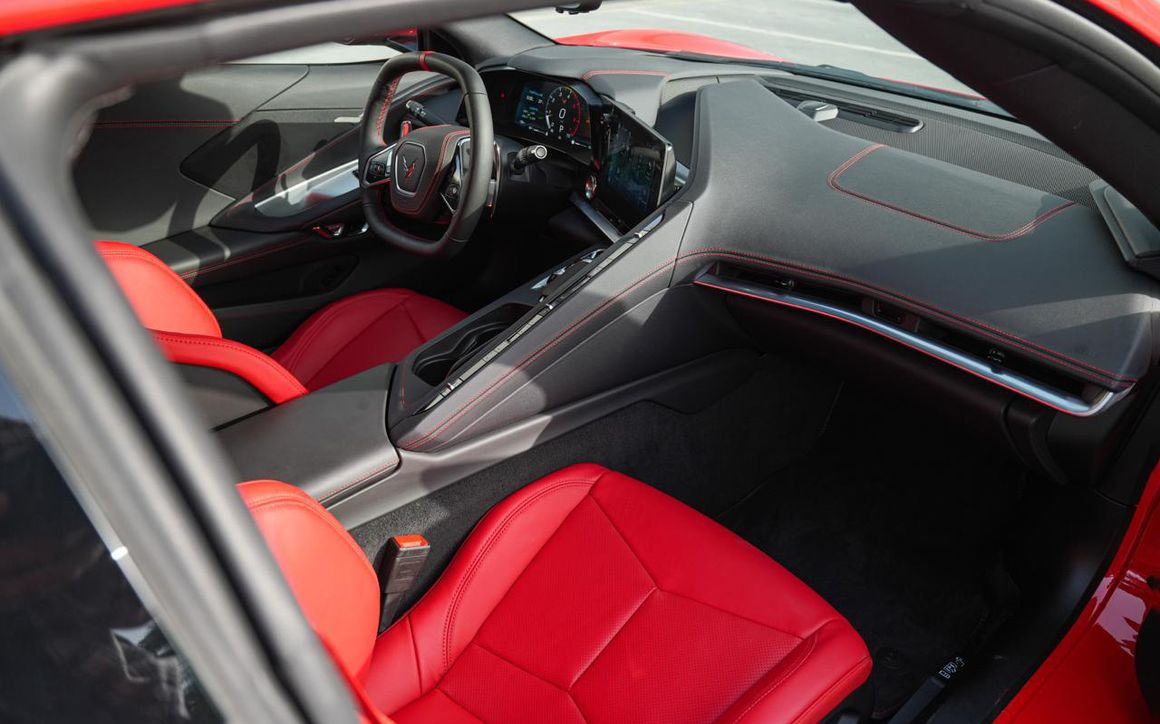 Corvette C8 Stingray - image 10