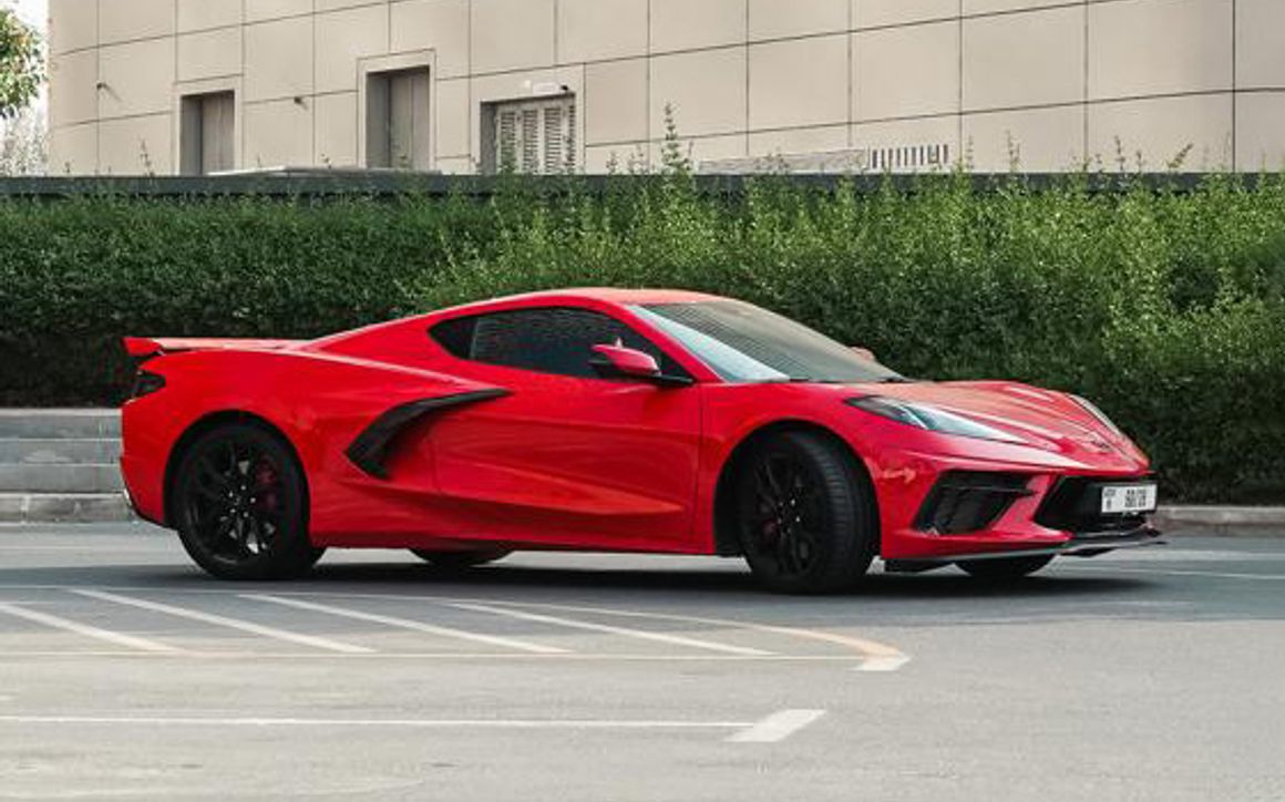 Corvette C8 Stingray - image 6