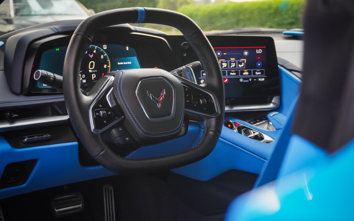 CHEVROLET CORVETTE CONVERTIBLE 3LT - image 14