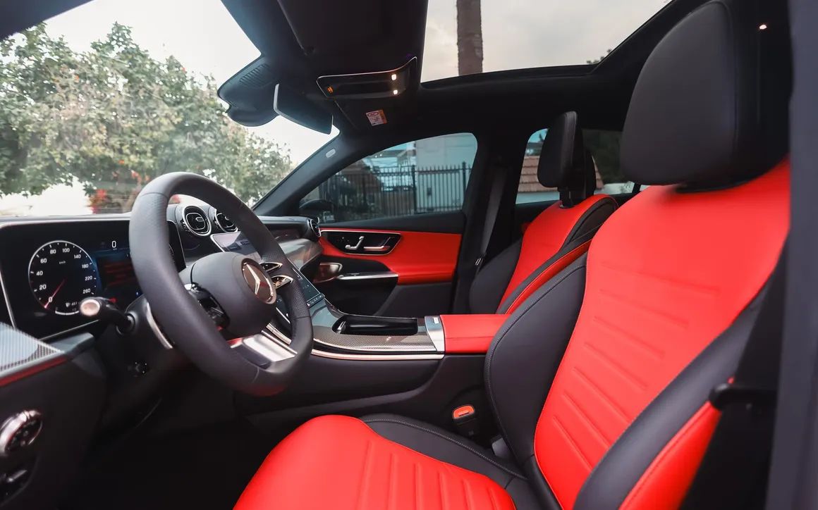 Mercedes Benz GLC200 Coupe White - image 12