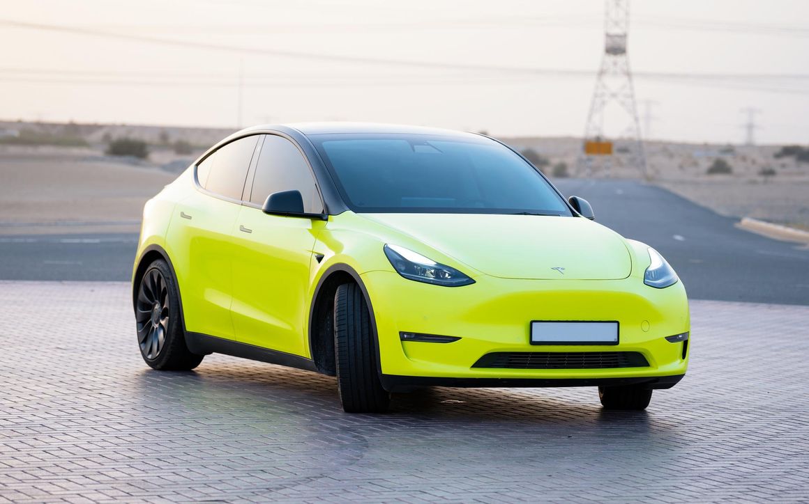 TESLA MODEL Y LONG - image 4