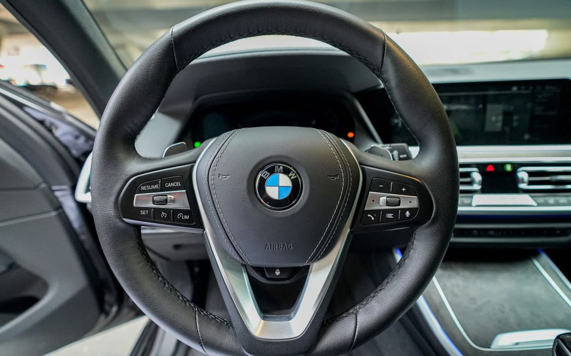 BMW X5 2023 - image 8