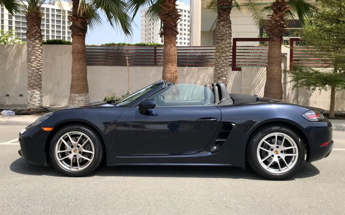 Porsche 718 boxster - image 2