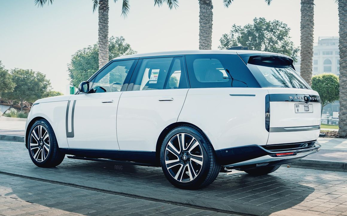 RANGE ROVER HSE 2024 - image 8