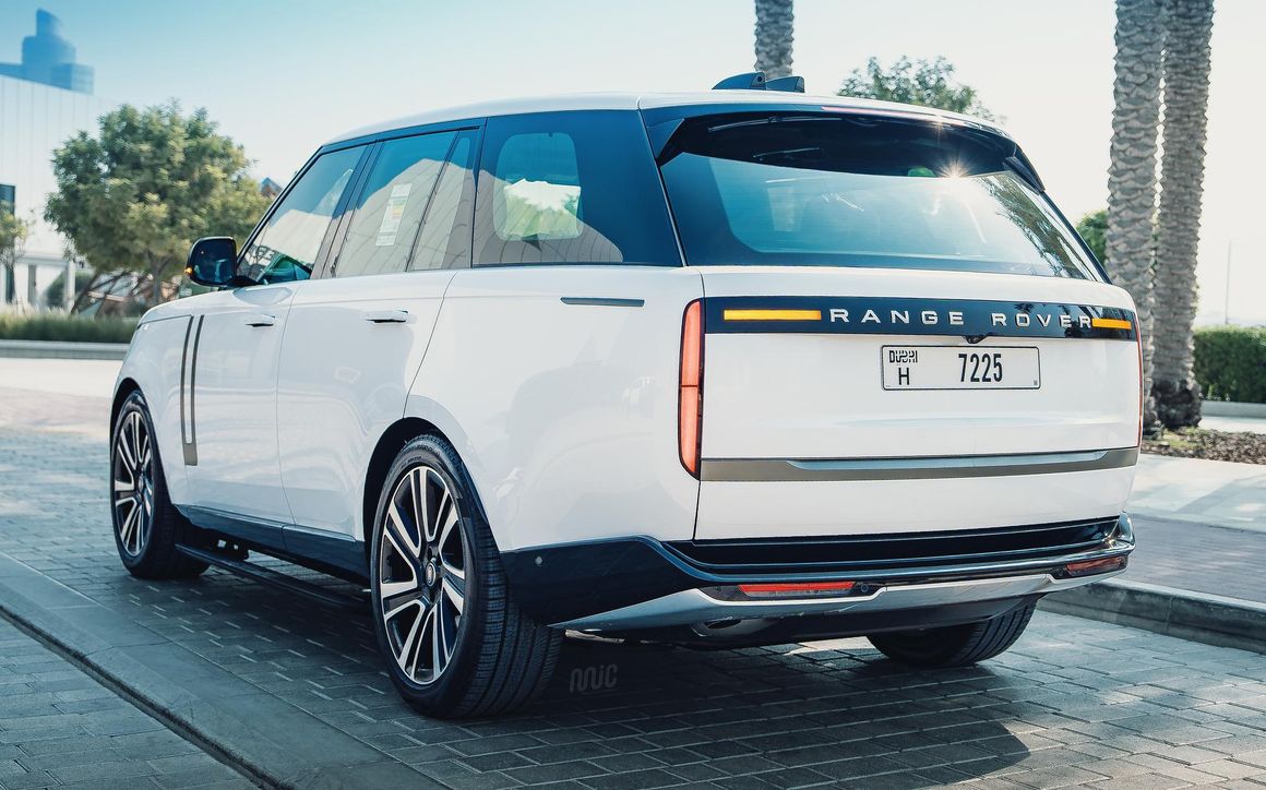 RANGE ROVER HSE 2024 - image 9