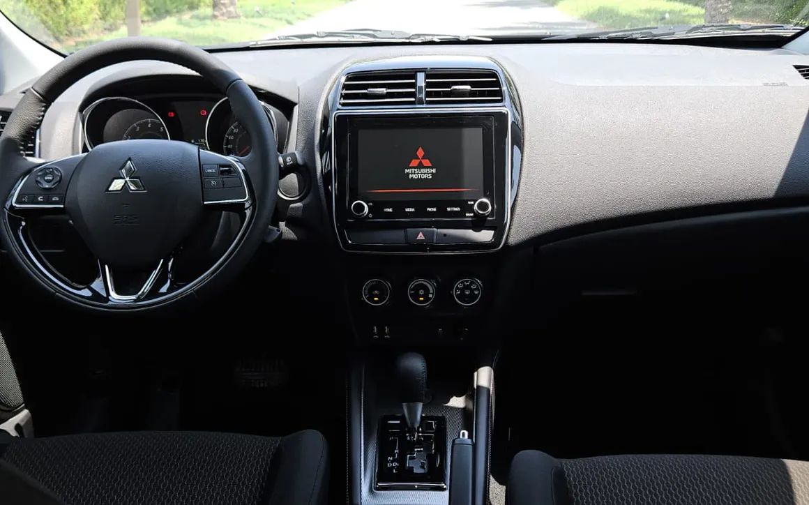 MITSUBISHI ASX - image 12