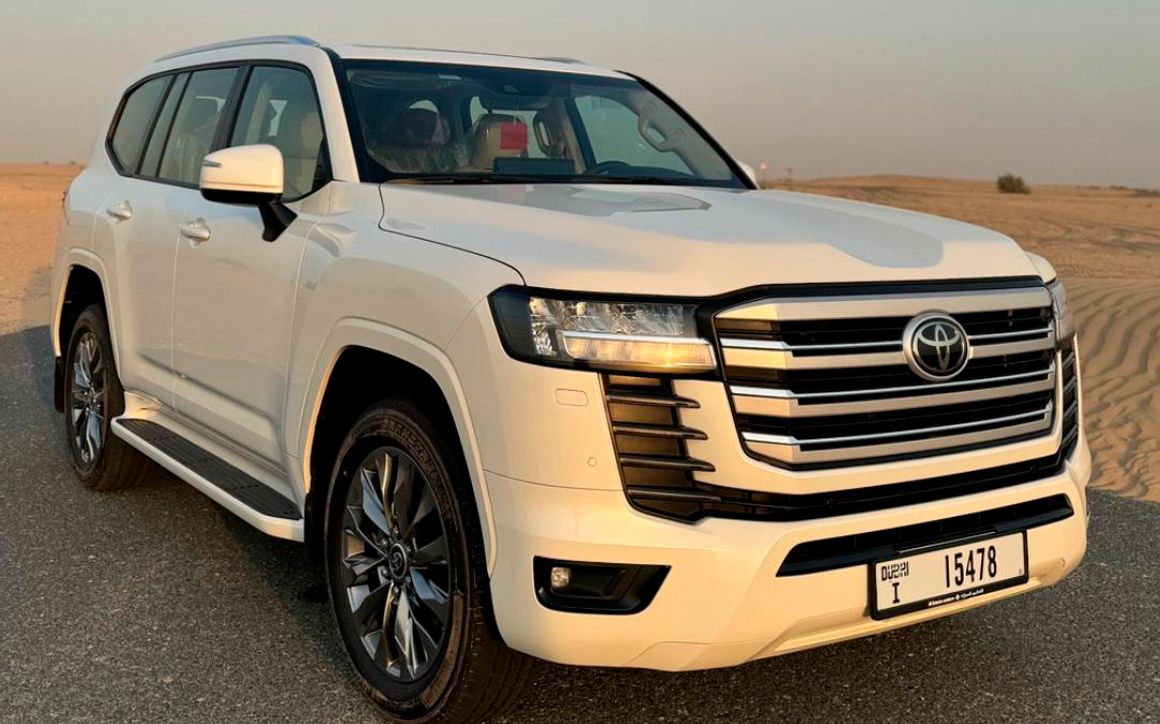 Toyota Land Cruiser - image 1