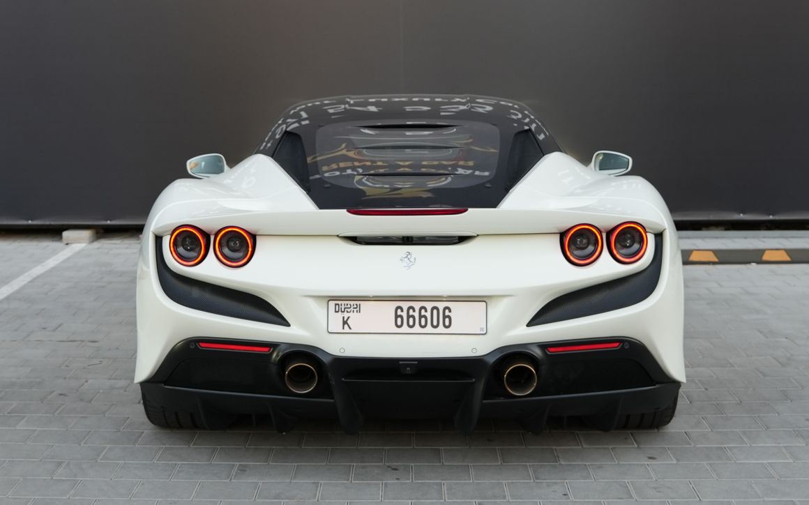 FERRARI F8 TRIBUTO - image 3