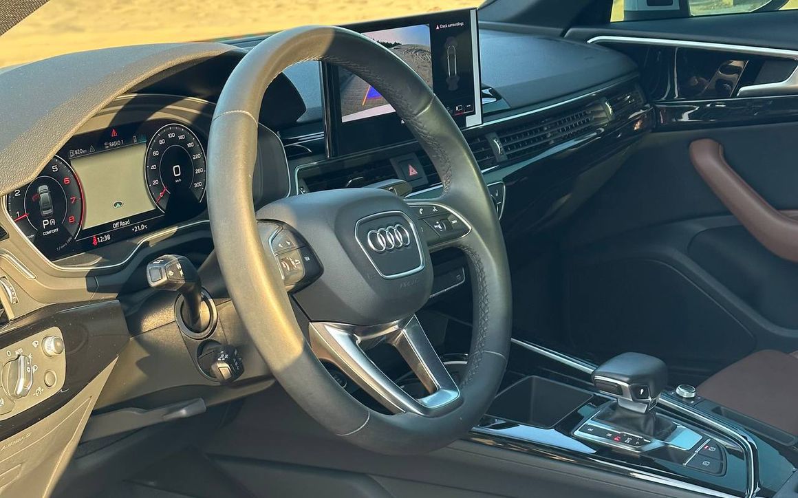 Audi A4 - image 6