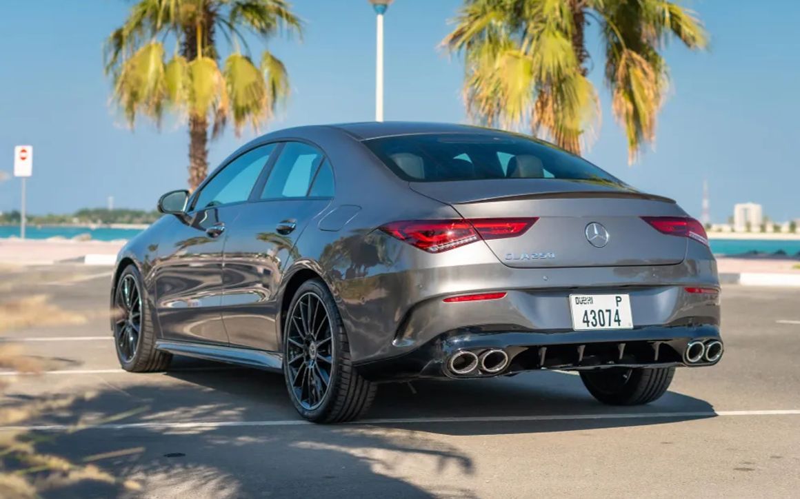 MERCEDES CLA45 AMG - image 8