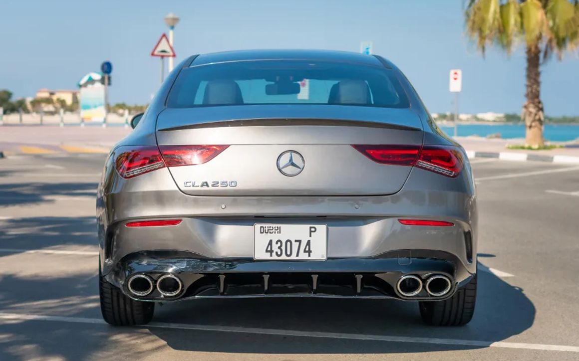 MERCEDES CLA45 AMG - image 9