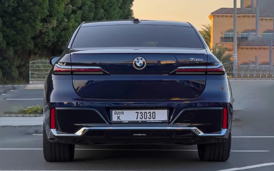 BMW 730I - image 6