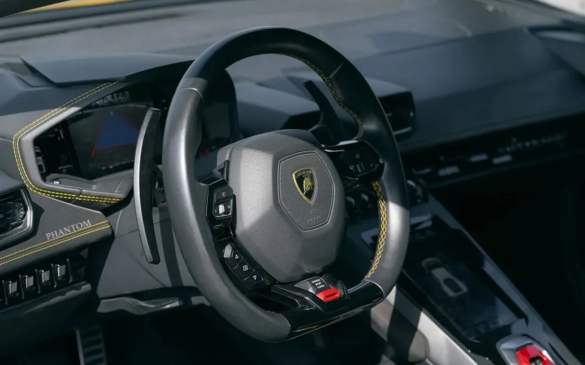 LAMBORGHINI HURACAN EVO - image 8