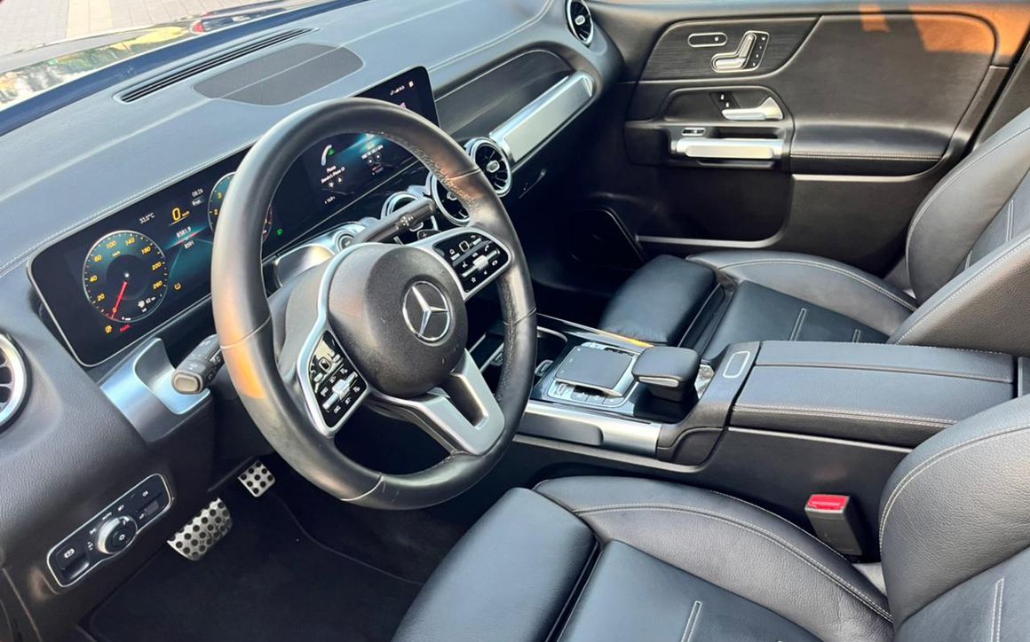 Mercedes GLB250 - image 6
