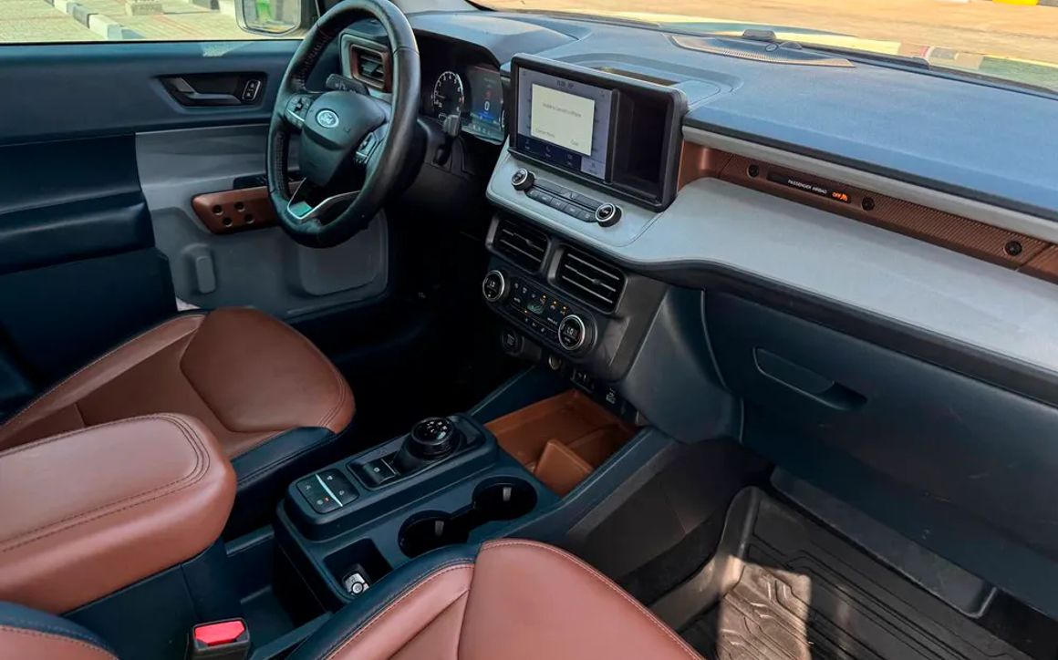 Ford Maverick - image 7