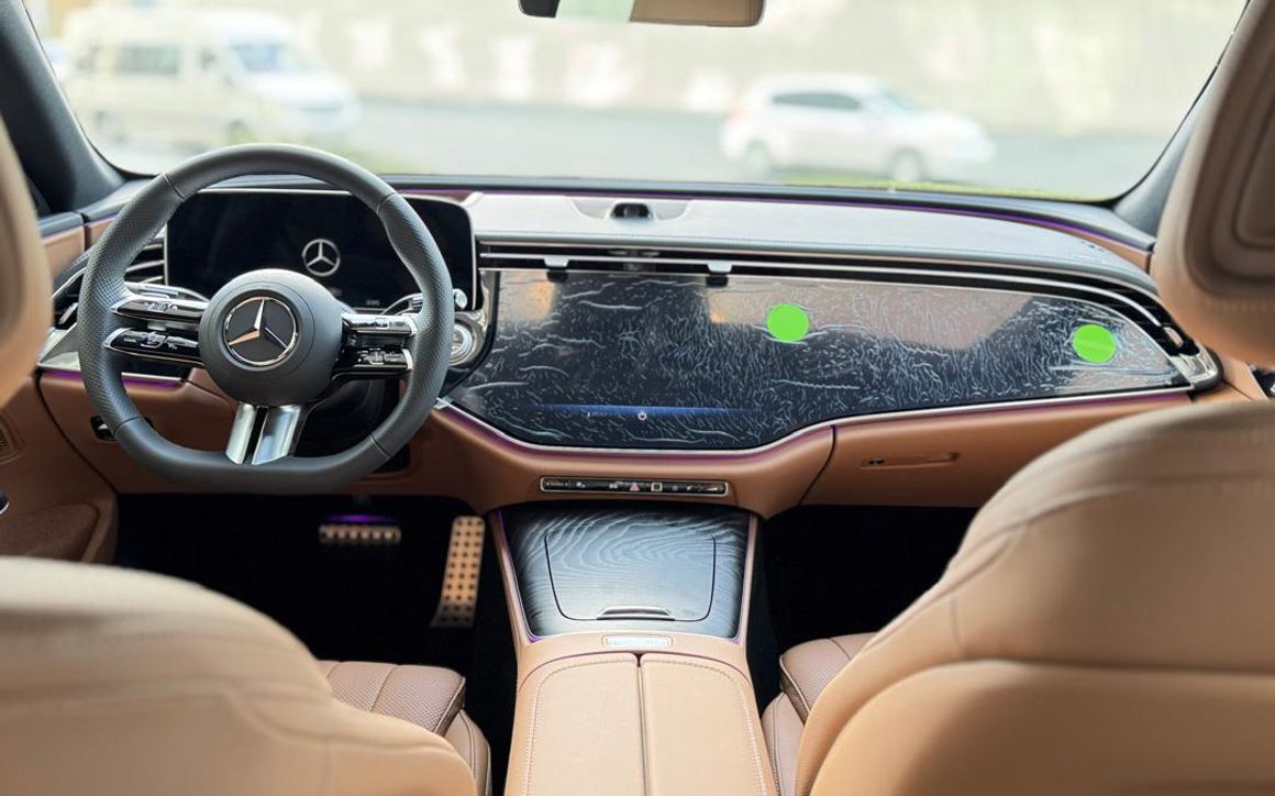 Mercedes E200 2025 - image 5