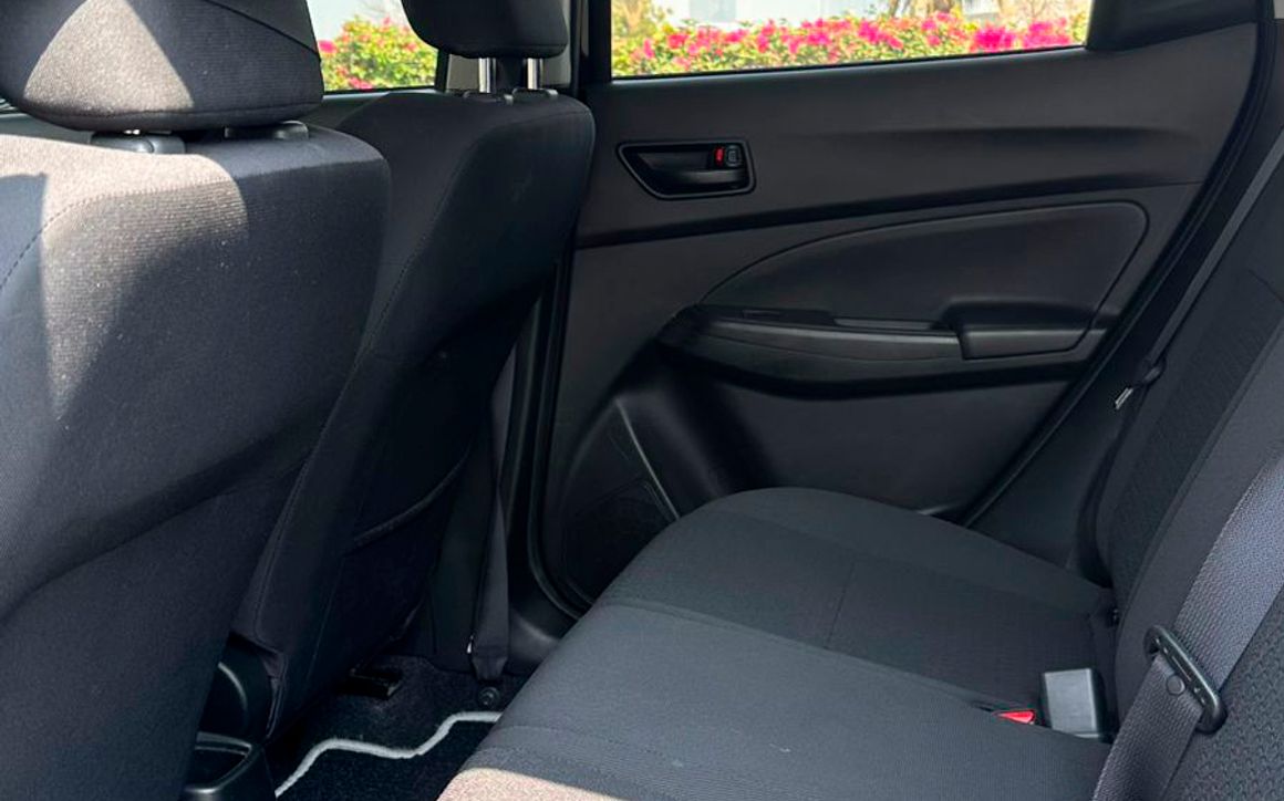 SUZUKI SWIFT - image 8
