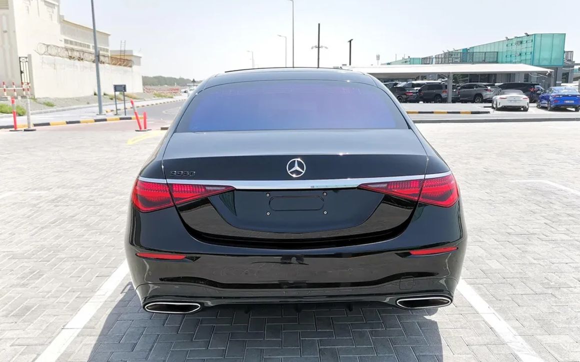 MERCEDES S580 - image 5