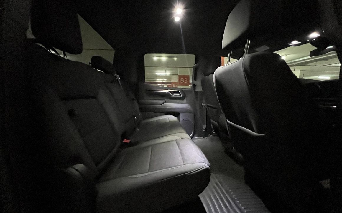 GMC Sierra - image 11