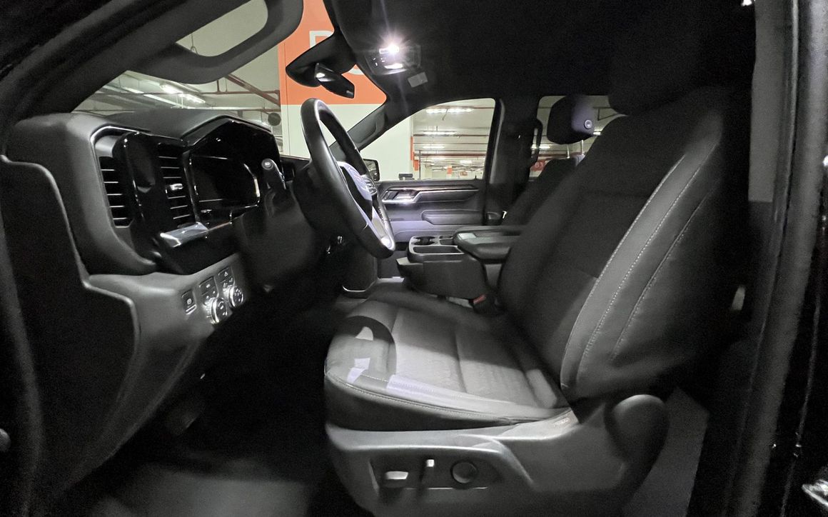 GMC Sierra - image 6