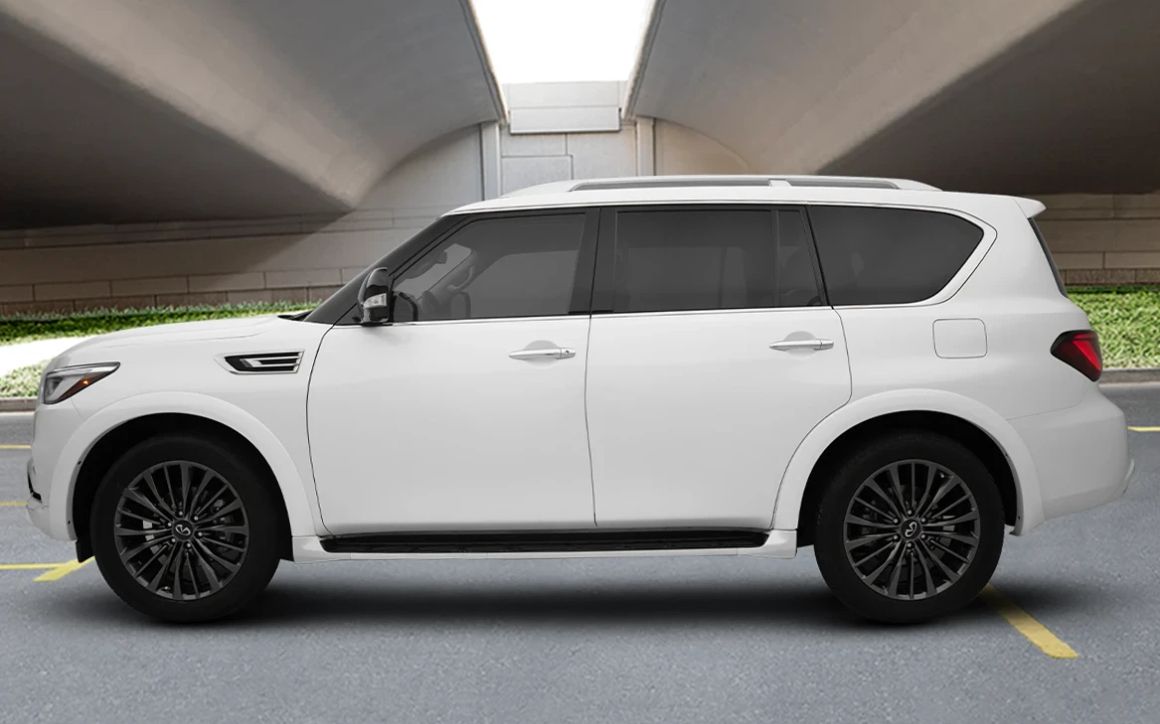 INFINITI QX 80 - image 2